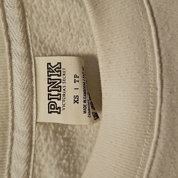 Victoria's Secret Pink Crewneck Sweatshirt. - Picture 2 of 3